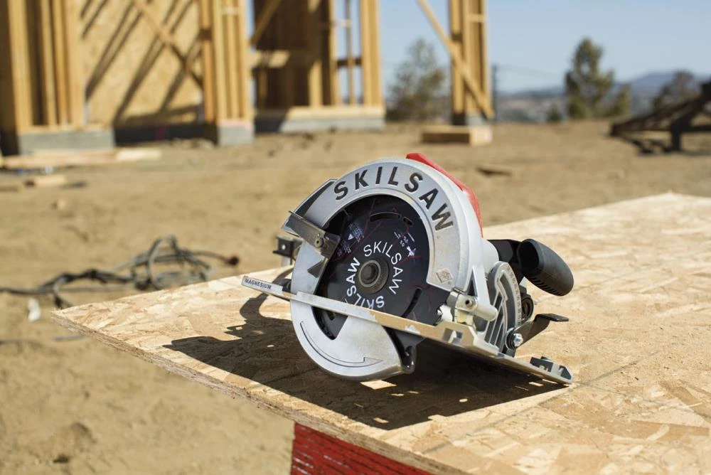 Budget π SKIL Circular Saws SIDEWINDER 15-Amp 7-1/4-in Corded Circular Saw π€© - Image 4