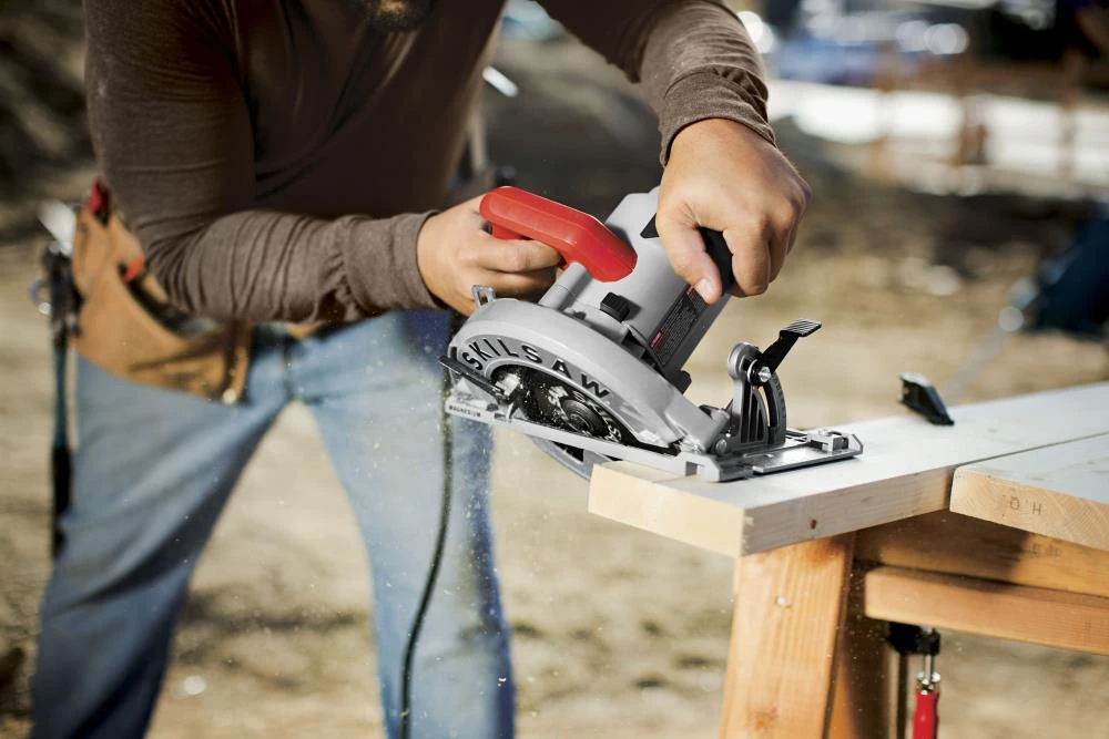 Budget π SKIL Circular Saws SIDEWINDER 15-Amp 7-1/4-in Corded Circular Saw π€© - Image 5