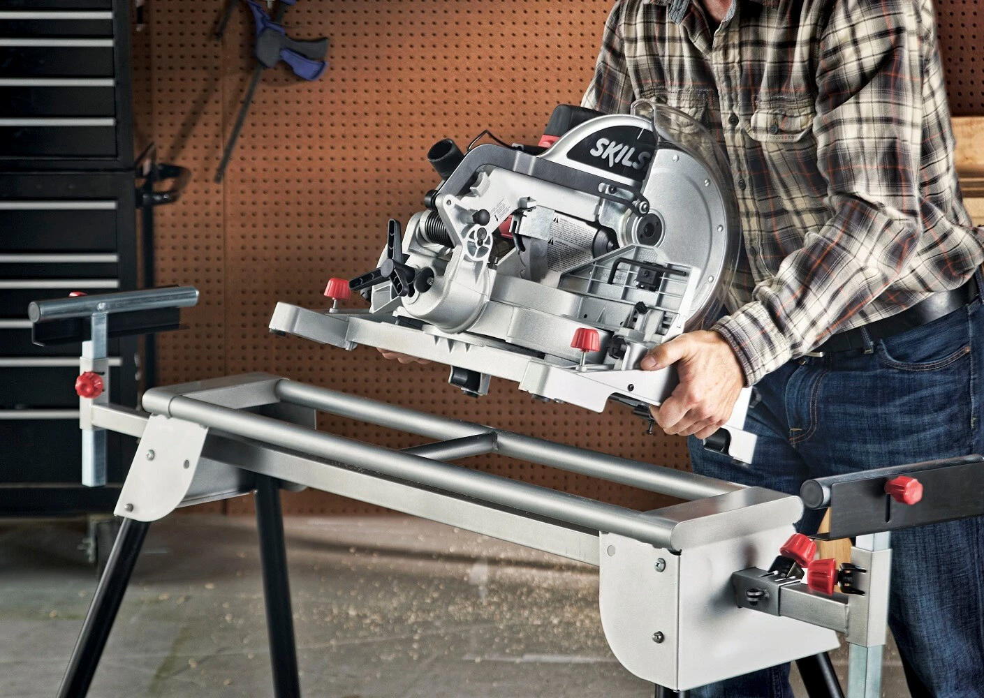 Outlet π SKIL Miter Saws 12-in 15 Amps Single Bevel Compound Corded Miter Saw β - Image 2